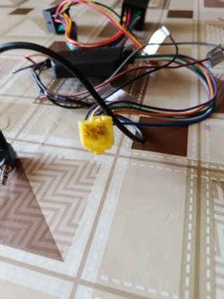 Interfaz Mandos Volante Coche T1 Audio