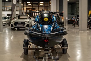 Yamaha Wave Runner GP Jet Ski