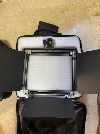 2 Focos LED Neewer