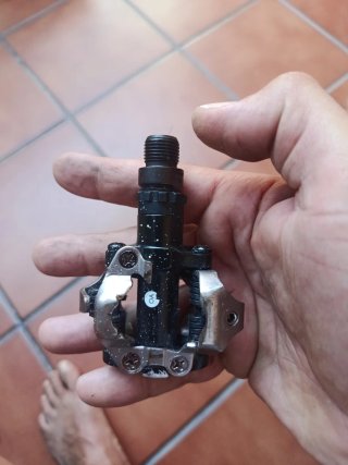 Pedales Shimano PD-M520