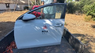 Pilotos traseros , puertas, volante kia ceed toure