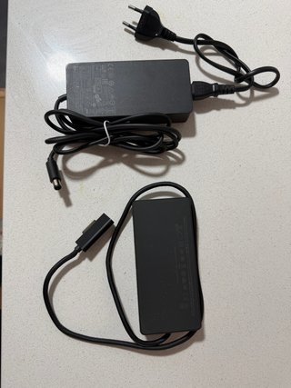 Microsoft Surface Dock Station Redmond