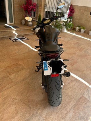 Yamaha MT-07 Negra/Gris