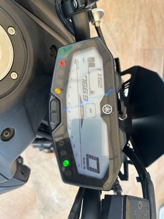 Yamaha MT-07 Negra/Gris