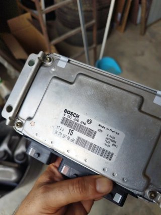 Centralita ECU Bosch Citroen Saxo 1.1