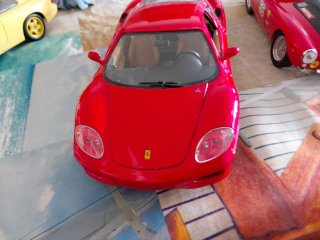 Coches a escala 1:18