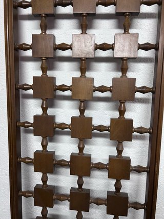 Mueble divisor de madera