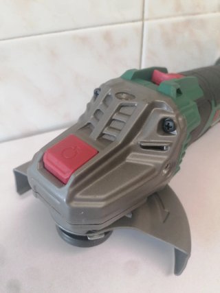 Amoladora Angular Parkside 20V + Batería