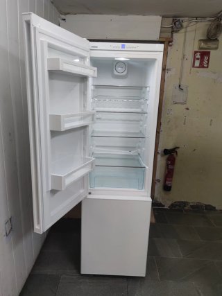 Frigorífico Liebherr 200x60cm A++ Garantía y envío