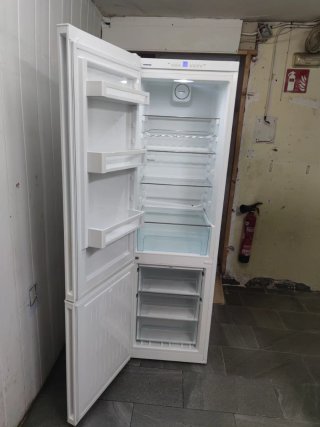 Frigorífico Liebherr 200x60cm A++ Garantía y envío