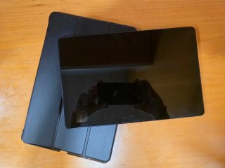 Tablet Samsung Galaxy A9+ SM-X210 + Funda Negra
