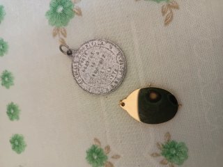 Medalla Milagrosa y Medalla Redonda religiosa