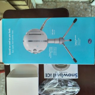 Micrófono Blue Snowball iCE y stand para micro