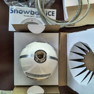 Micrófono Blue Snowball iCE y stand para micro