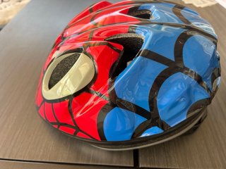 Casco Spiderman niño