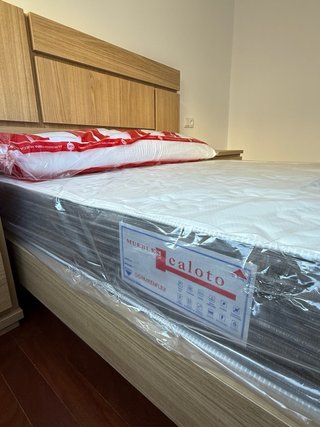 Dormitorio completo madera
