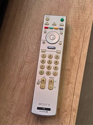 Televisión TV  plana Sony Bravia 40'' (NO SmartTV)