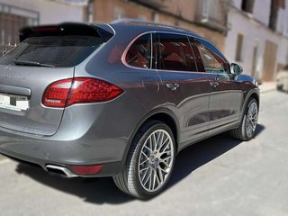 PORSCHE cayenne