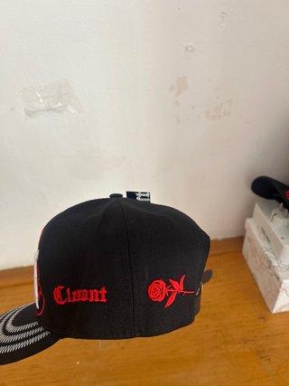 Gorra Negra con Bordado Clemont