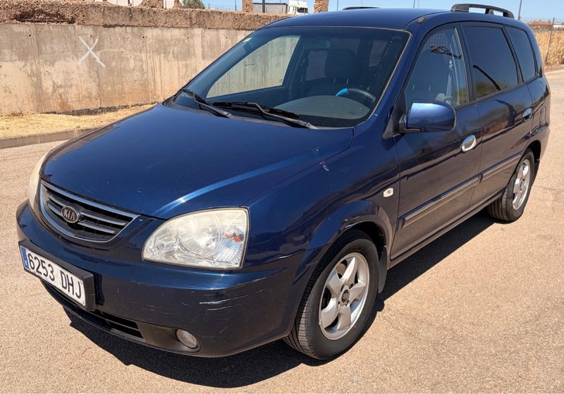 KIA Carens 2005 - foto 1
