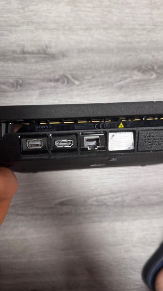 Ps4 Slim + 2 juegos