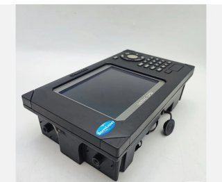 Plotter SIMRAD CP33