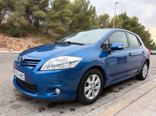 Toyota Auris 2012