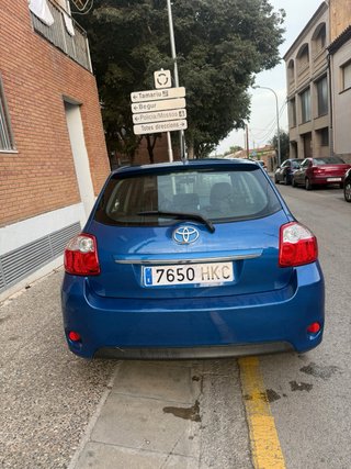 Toyota Auris 2012