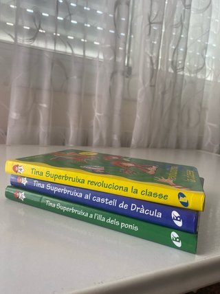 Tina Superbruixa a l'illa dels ponis