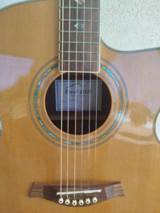 Guitarra Acústica Red Hill