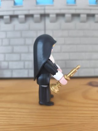 Playmobil Monja con Portavelas
