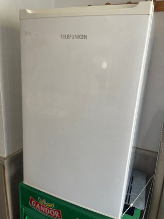 Mini frigorífico blanco