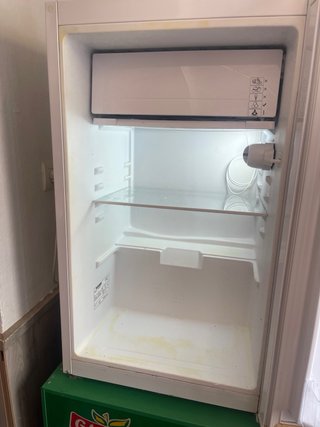 Mini frigorífico blanco