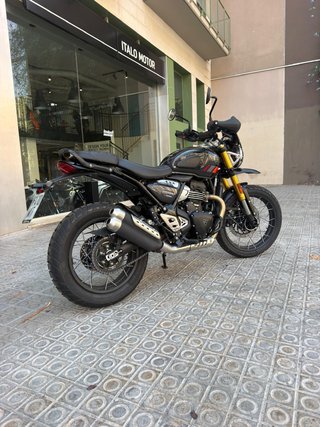Triumph Scrambler 400 XC