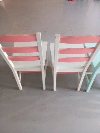 4 Sillas de Madera Pintadas