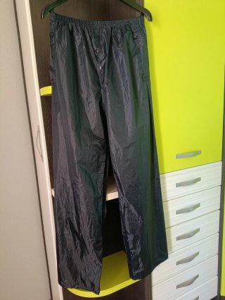 Pantalones chubasquero moto