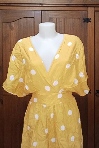 Mono corto Oysho amarillo lunares