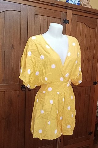 Mono corto Oysho amarillo lunares