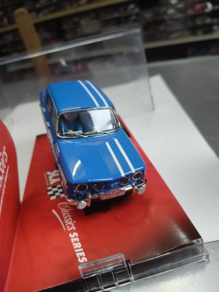 Scalextric Renault 8 ref 63160