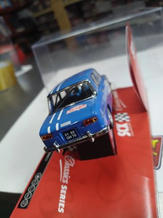 Scalextric Renault 8 ref 63160