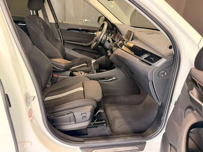 BMW Serie 1 2015, foto 15