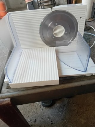 Cortadora de fiambre MPM MKR-05