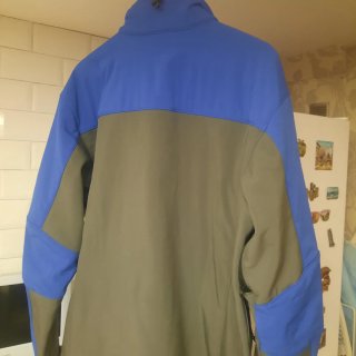 Chaqueta Softshell Breezy