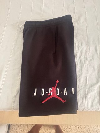 Pantalón corto Jordan Negro y Rojo