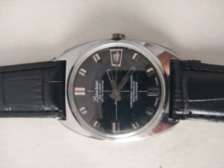Reloj Lucerne De Luxe 37th Avenue