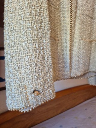 Conjunto Chanel Chaqueta y Falda Tweed Beige
