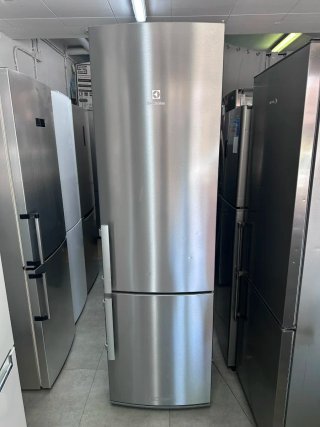 Nevera combi Electrolux con garantia transporte