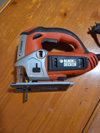 Sierra de calar Black & Decker KS1000E