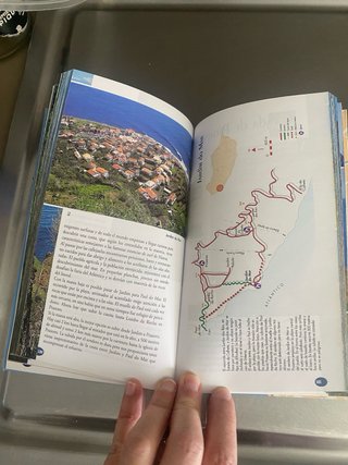 Guia de senderos y levadas de Madeira. Español
