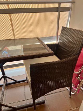 Mesa y sillas para terraza